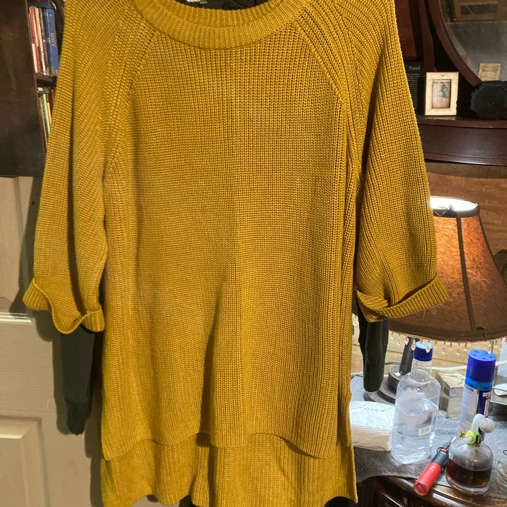 Mustard yellow 3/4 length sweater